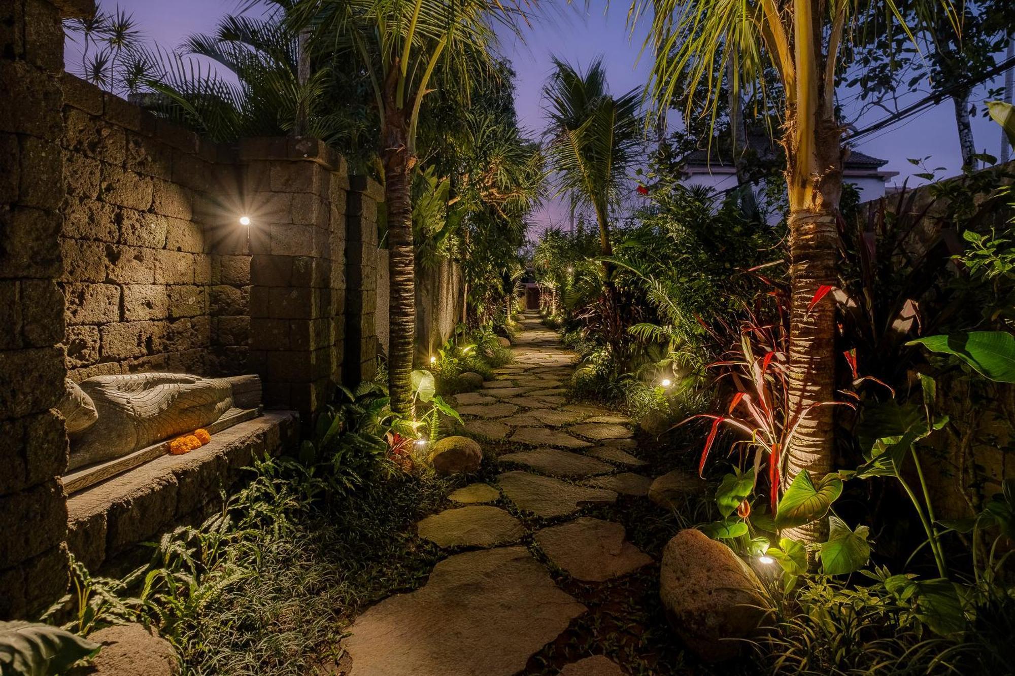 Uddhara Ubud Villa Extérieur photo